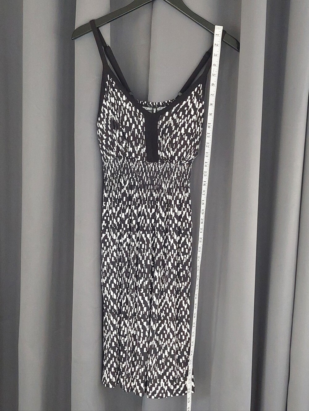 Simon Chang Black White Geometric Print Smocked Sundress Large - Picture 4 of 12